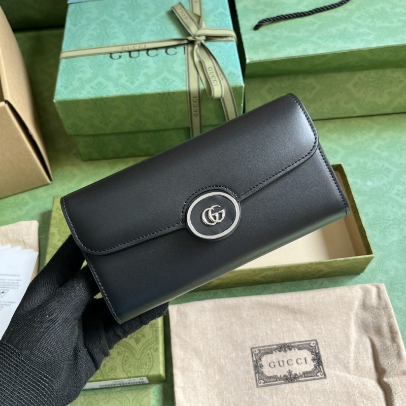 G*u*i wallets & purse